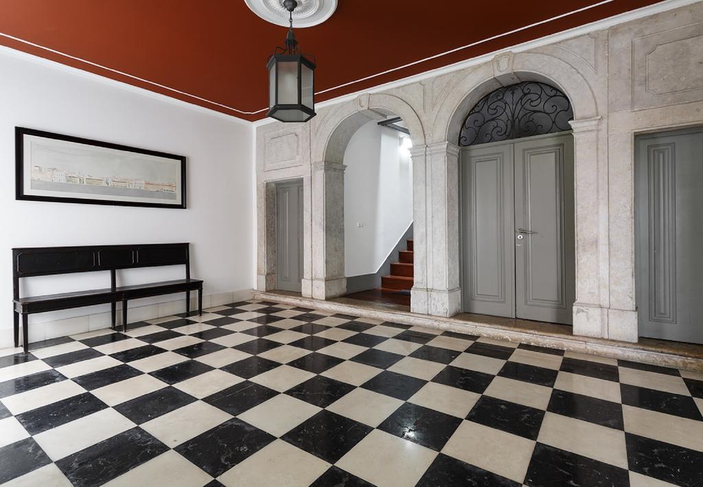 Misha'S Place At Bairro Alto! Lisbon Bagian luar foto
